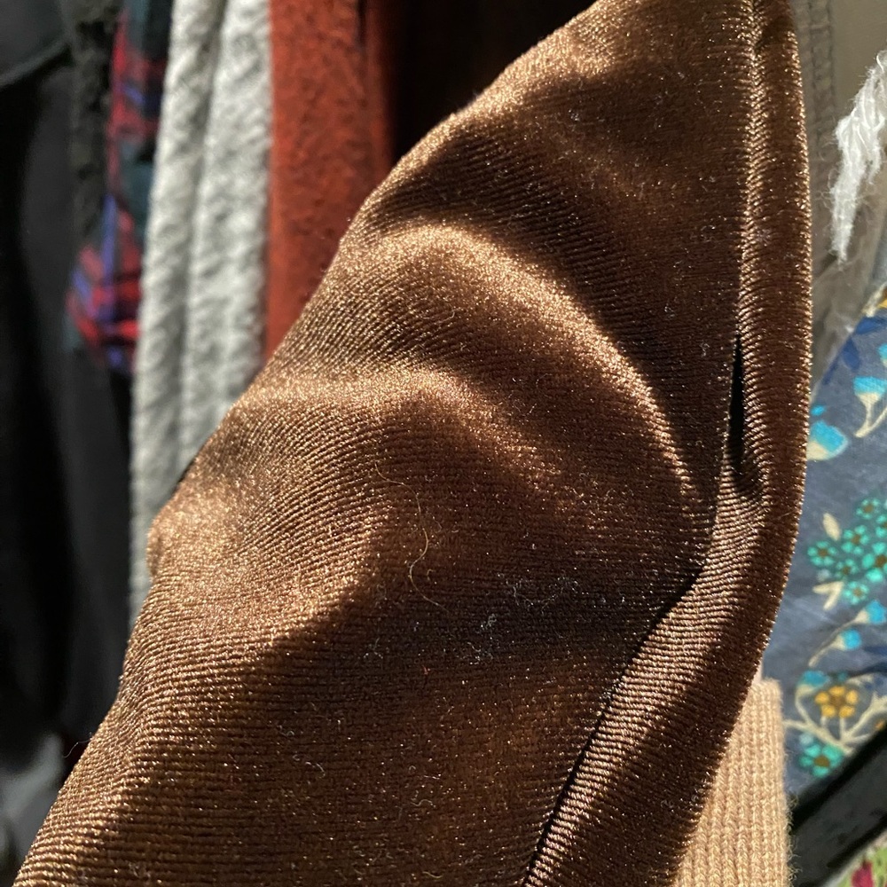 Velvet Matching Set - EUC - Picture 6 of 6